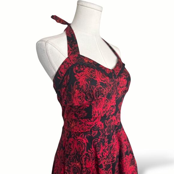 Hot Topic RomanticGoth Rose Halter Dress - Medium - 77 | GothicGlam | - Picture 2 of 8